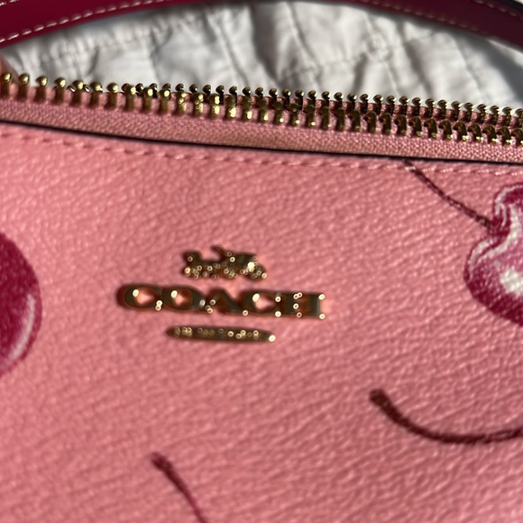 Matching coach set will sale separately - Picture 6 of 8